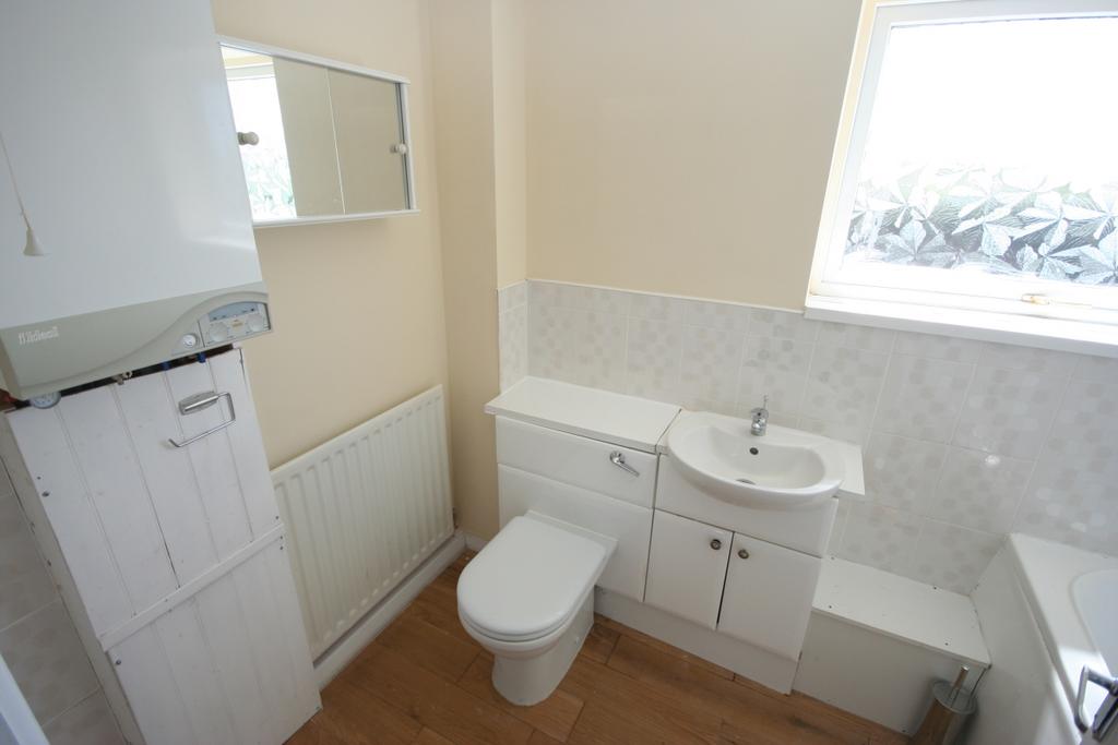 Family Bathroom/WC