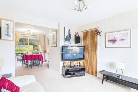 undefined, Owl Close, South Croydon