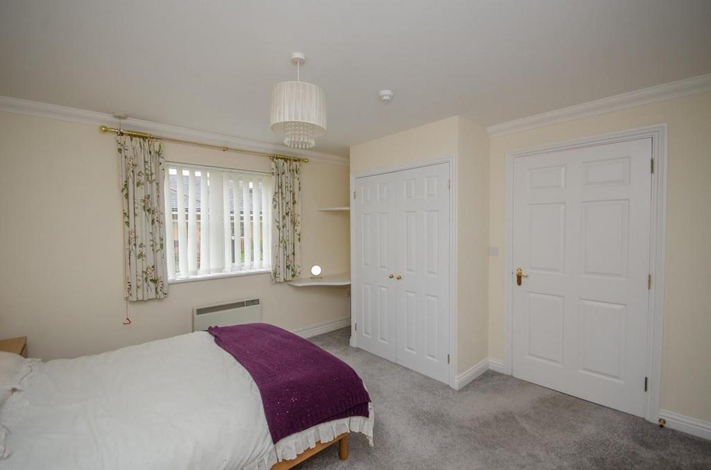 Bedroom pic 2.jpg