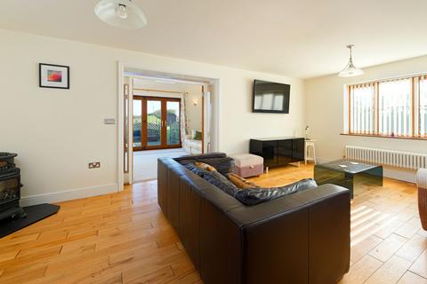 4 bedroom detached house for sale, The Street, Swingfield, CT15