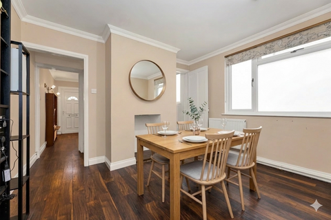 2 bedroom end of terrace house for sale, East Street, St. Ives PE27