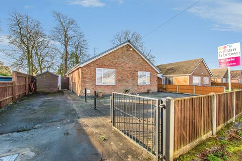 3 bedroom detached bungalow for sale, Coningsby Close, BOSTON
