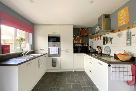 3 bedroom end of terrace house for sale, Caspian Crescent, Scartho Top, Grimsby