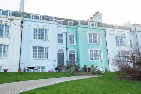 2 bedroom maisonette for sale, Central Parade, Herne Bay, CT6