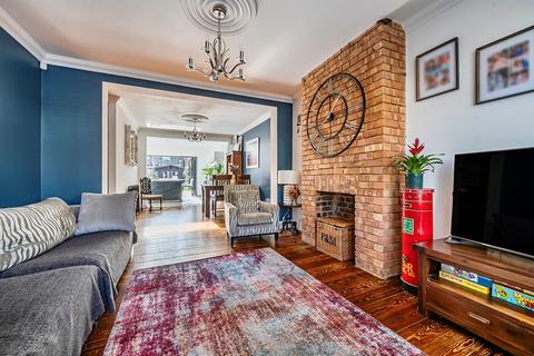 3 bedroom terraced house for sale, Halifax Road, Enfield