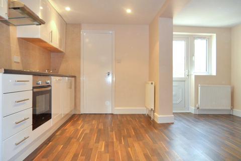 4 bedroom terraced house to rent, Greyhound Road,  London, W6