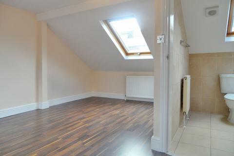 4 bedroom terraced house to rent, Greyhound Road,  London, W6