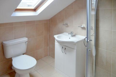 4 bedroom terraced house to rent, Greyhound Road,  London, W6