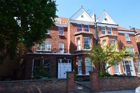 2 bedroom flat to rent, Canfield Gardens, South Hampstead NW6