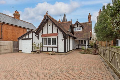 undefined, All Saints Avenue, Maidenhead SL6