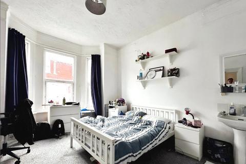 6 bedroom house to rent, Shakespeare Avenue, Hampshire SO17