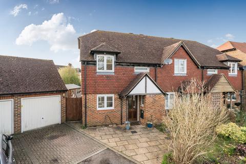 3 bedroom end of terrace house for sale, Orchard Close, Elstead, GU8