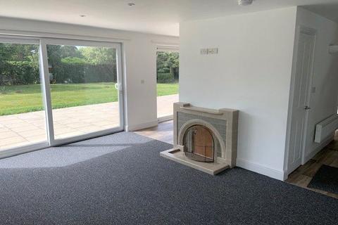 3 bedroom detached house to rent, Eriswell, Brandon, Suffolk, IP27