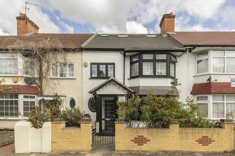 3 bedroom house to rent, Ashbourne Road, Tooting CR4