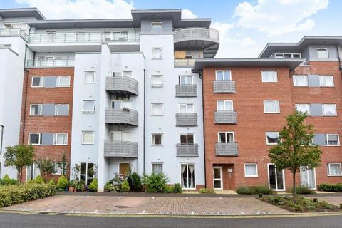 1 bedroom flat for sale, Stanton House,  Aylesbury,  HP21