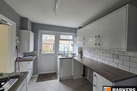 3 bedroom terraced house to rent, The Croft, Totton