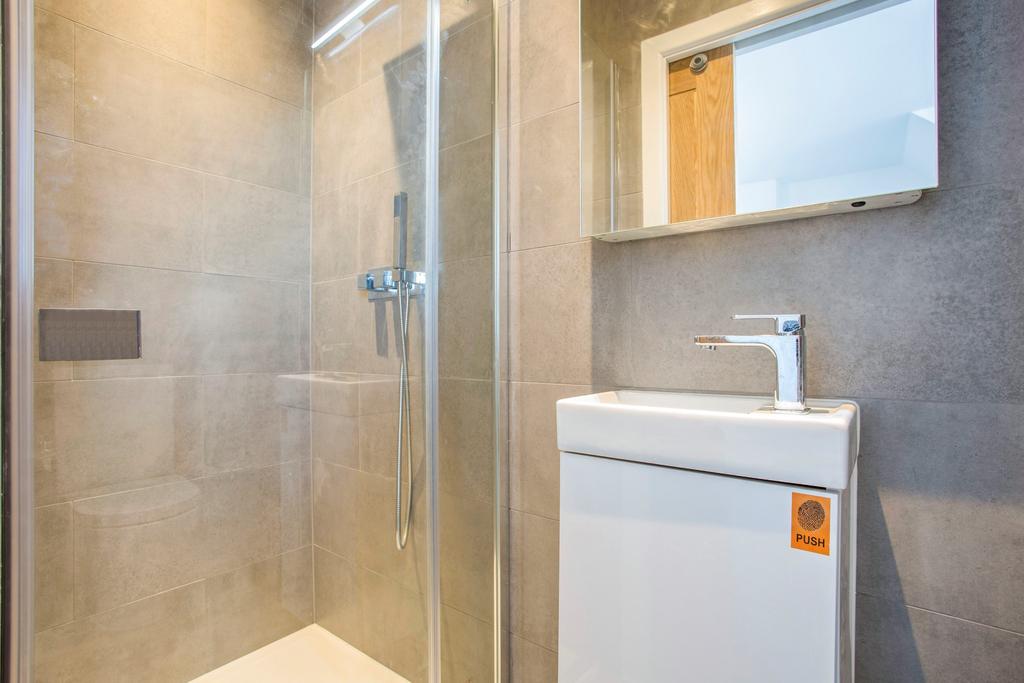 Ensuite