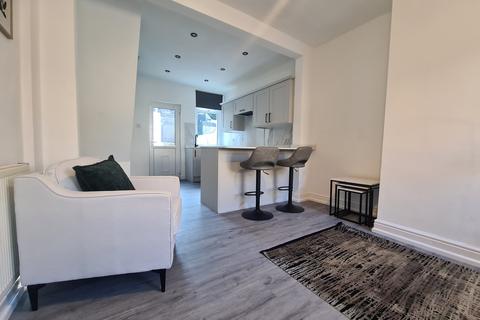 2 bedroom terraced house to rent, Dundee Street, Lancaster, LA1