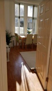 2 bedroom flat to rent, 252T Roseburn Place, Edinburgh, EH12 5NL