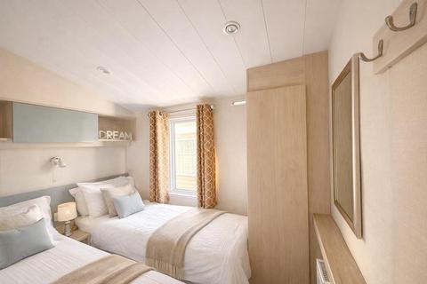 3 bedroom static caravan for sale, Walton Avenue, Felixstowe IP11