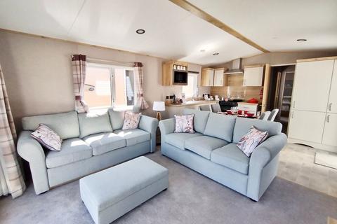 3 bedroom static caravan for sale - Walton Avenue, Felixstowe IP11