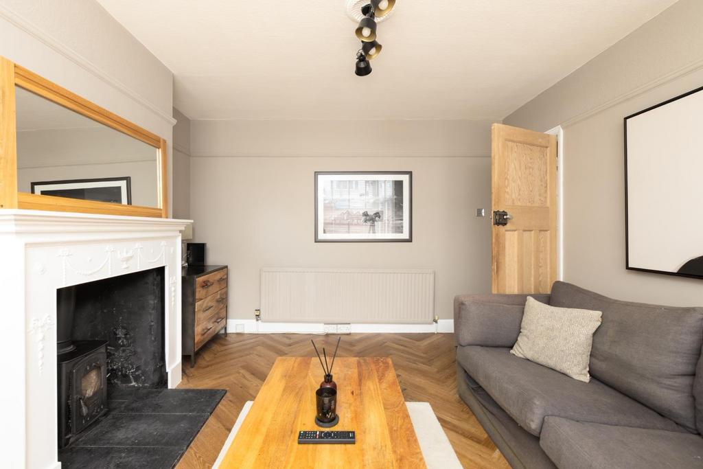 21 Westleigh Park, BS14 9 TJ-16.jpg