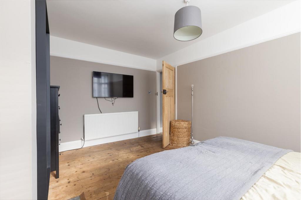 21 Westleigh Park, BS14 9 TJ-2.jpg