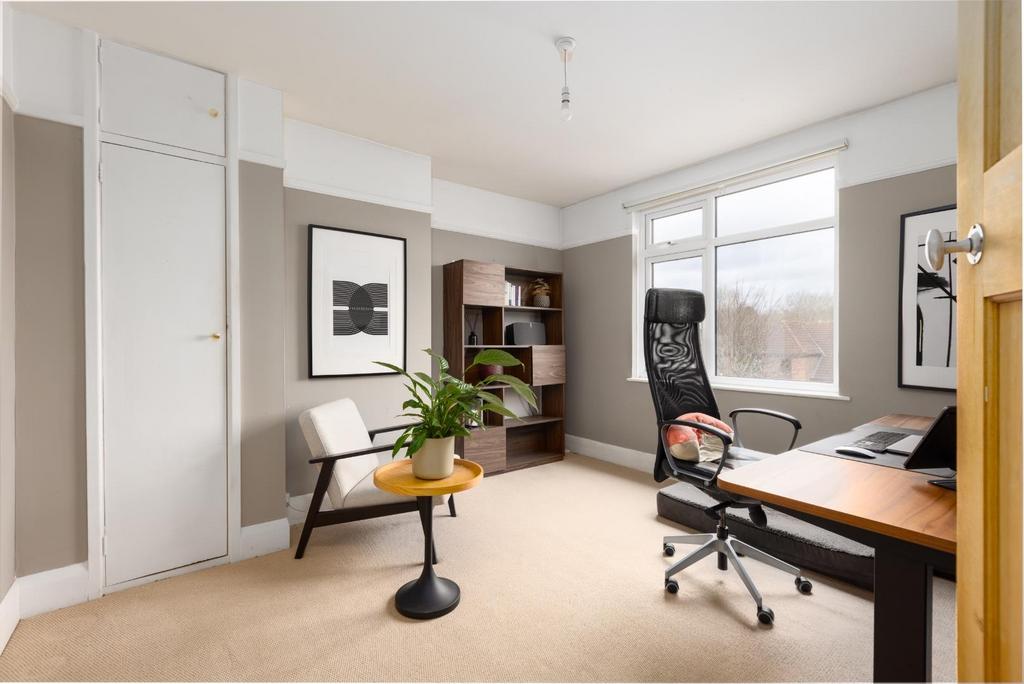 21 Westleigh Park, BS14 9 TJ-7.jpg