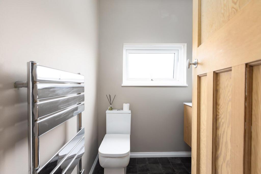 21 Westleigh Park, BS14 9 TJ-12.jpg