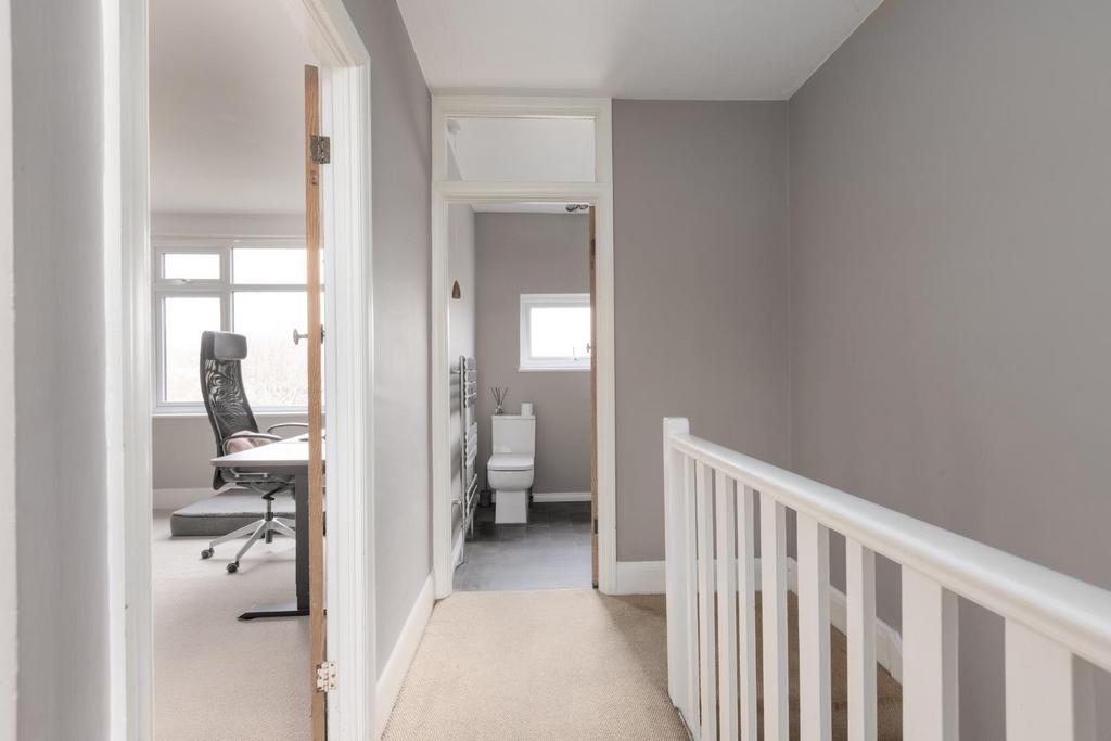 21 Westleigh Park, BS14 9 TJ-11.jpg