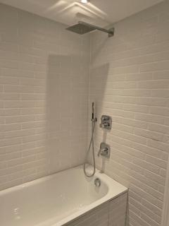 2 bedroom flat to rent, St Stephen's Avenue W12