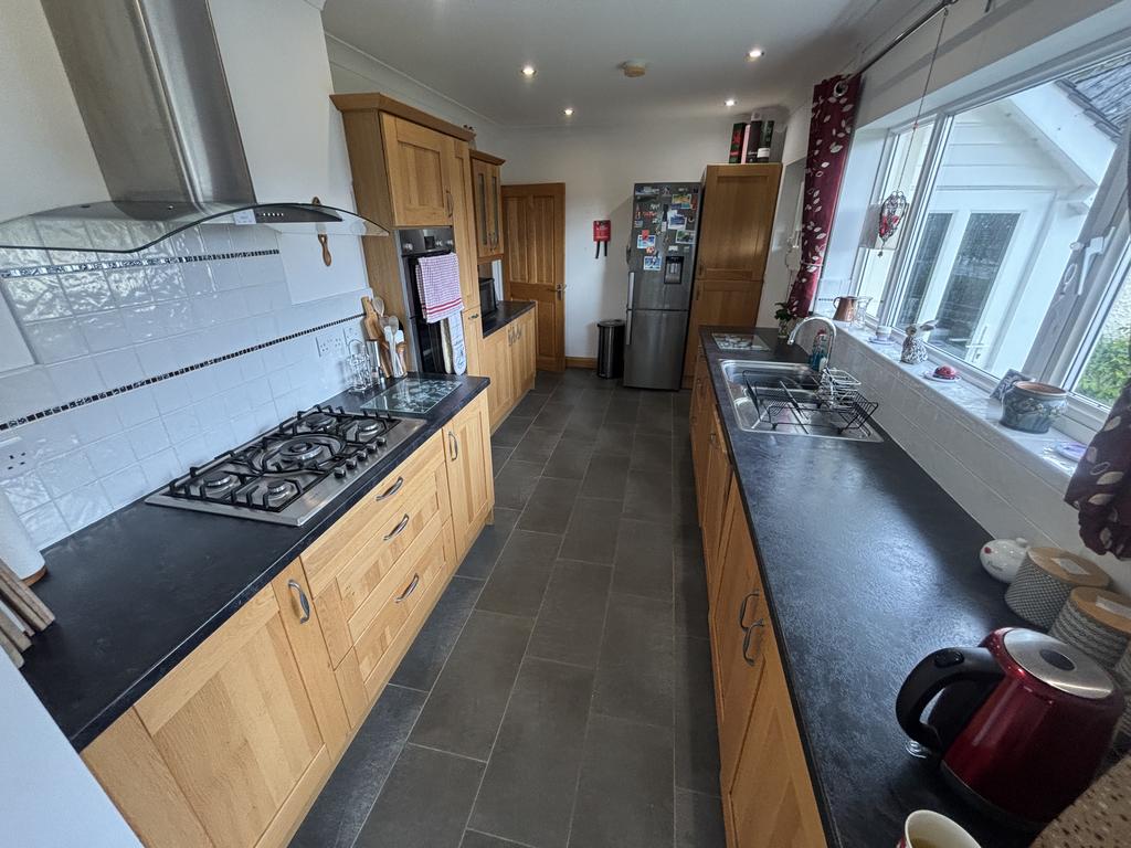 Kitchen (second image)
