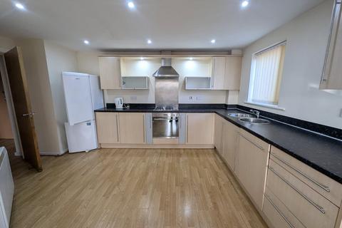 2 bedroom apartment to rent, Walker House, 6 Elmira Way, Salford, Greater Manchester, M5