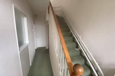 3 bedroom end of terrace house for sale, Dene View, Holywell