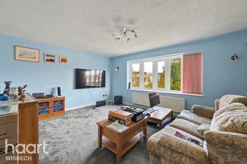 3 bedroom detached bungalow for sale, Ingham Hall Gardens, Parson Drove