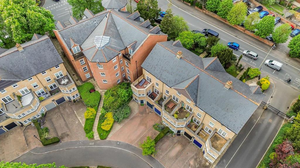 SCHOLARS MEWS APARTMENTS.jpg