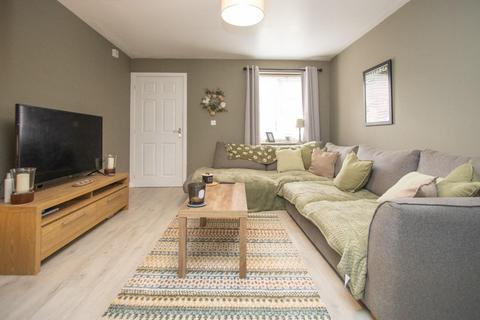 3 bedroom townhouse for sale, Parkinson Crescent, Sherburn Village, Durham