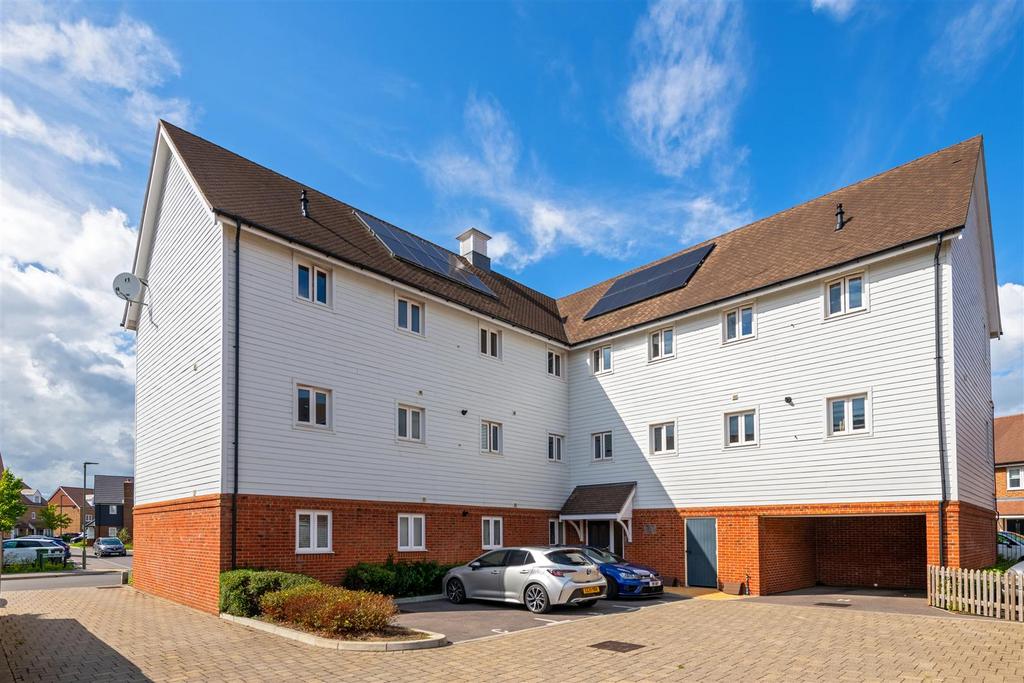 Brambling Court externals-2.jpg