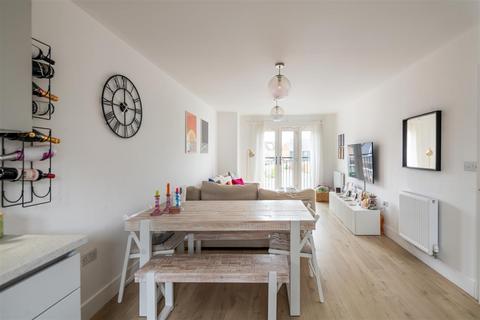 undefined, Brocklehurst Way, Horley
