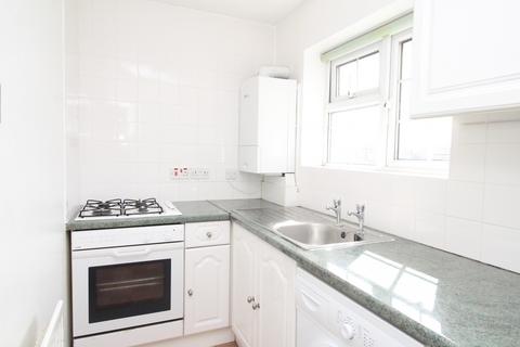1 bedroom flat to rent, Longford Road, West Sussex PO21