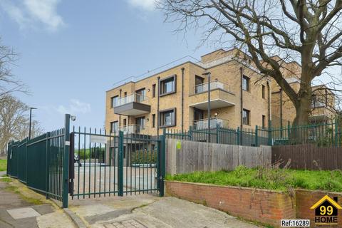 1 bedroom flat for sale, Alvyn Court, Wembley, London, HA0