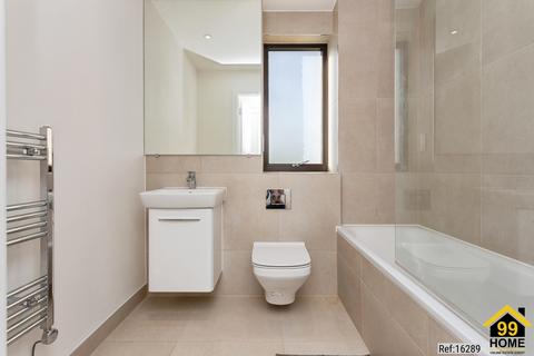 1 bedroom flat for sale, Alvyn Court, Wembley, London, HA0