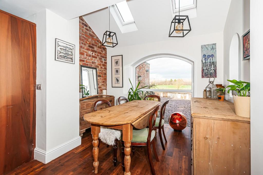 Kitchen/Dining/Living alt