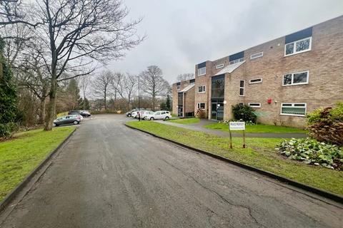 2 bedroom apartment to rent, Wood Close, Leeds LS7