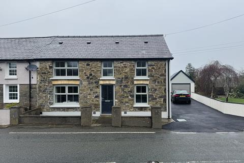undefined, Llanybydder SA40