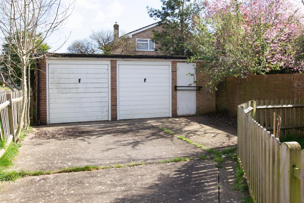 Garage-1.jpg