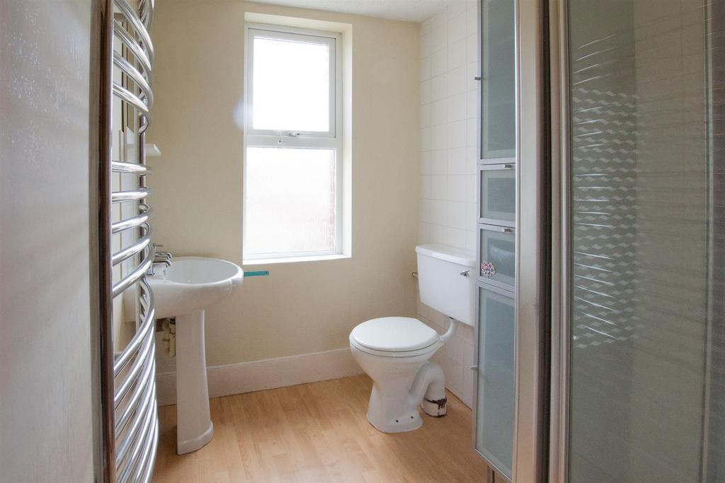 Showerroom-1.jpg
