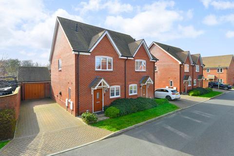 2 bedroom semi-detached house for sale, Pelham Drive, Cranleigh, GU6