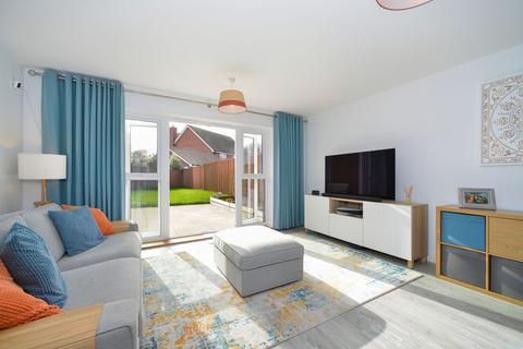 2 bedroom semi-detached house for sale, Pelham Drive, Cranleigh, GU6