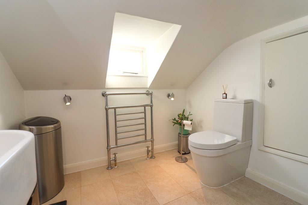 Shower Room 1.jpg